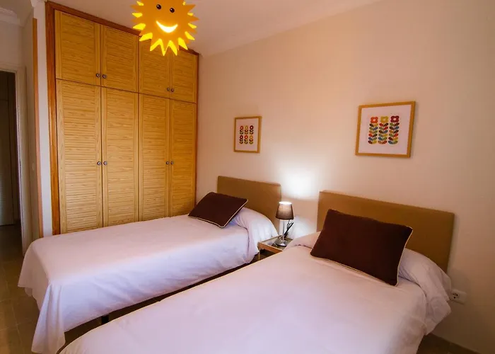 En Nubes De Gueimar * 圭马尔港