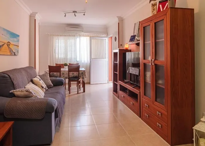 En Nubes De Gueimar * 圭马尔港